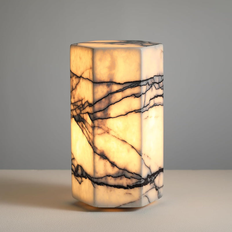 Lampe en Marbre Véritable – Pièce Unique Hexagonale
