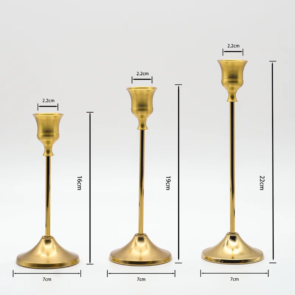 Exquisite Metal Candlestick for Wedding Table & Christmas Decor - European Style Candle Stand