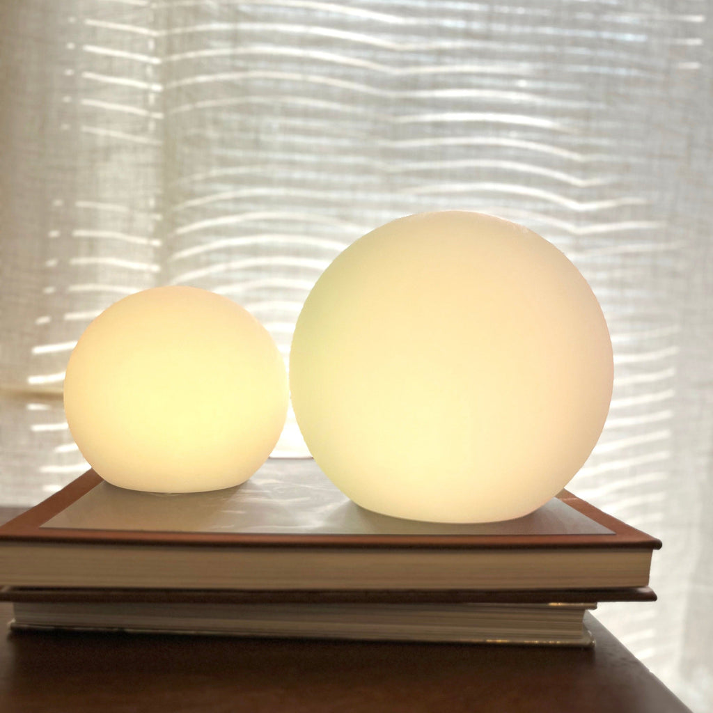 Moon Cordless LED Dimmable Table Lamp