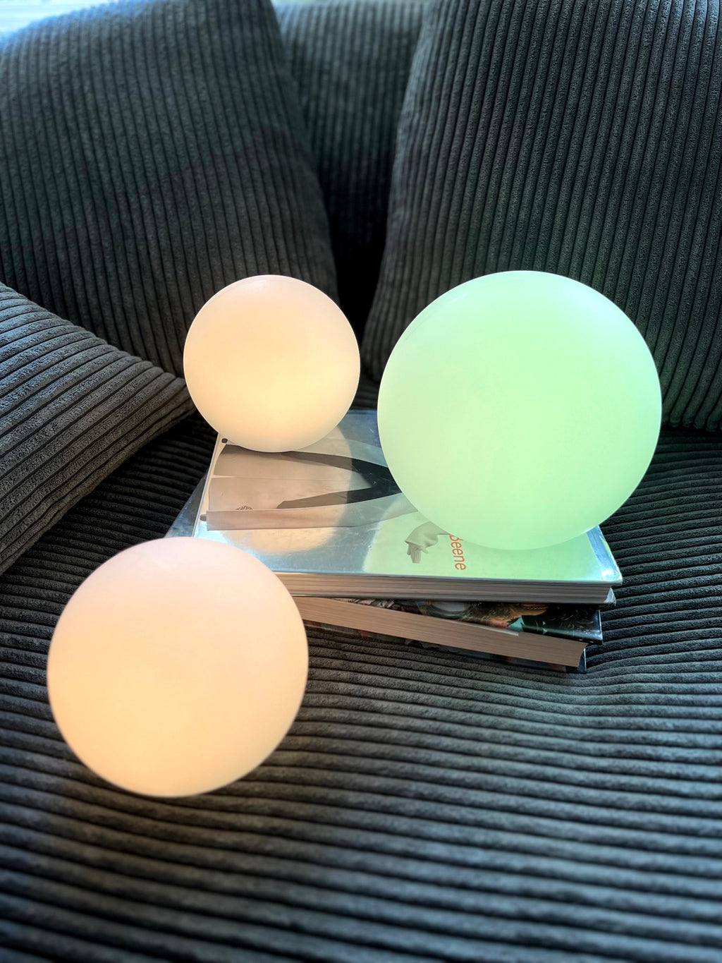 Moon Cordless LED Dimmable Table Lamp