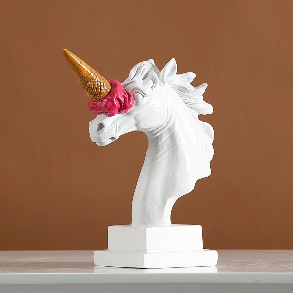 European Modern Decoration Ice Cream Smashing Horse Head Sculpture Resin Animal Statue Figurine Home Desktop Decor