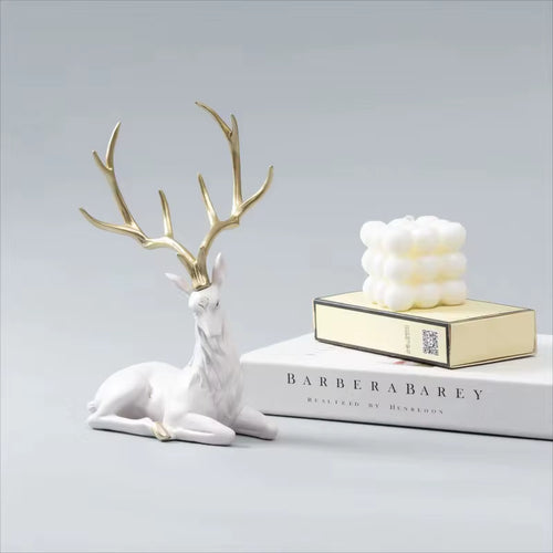 High End Deer Statue Reindeer Figurines Resin Sculpture for Living Room Luxury Home Decoration Nordic Tabletop Ornaments New