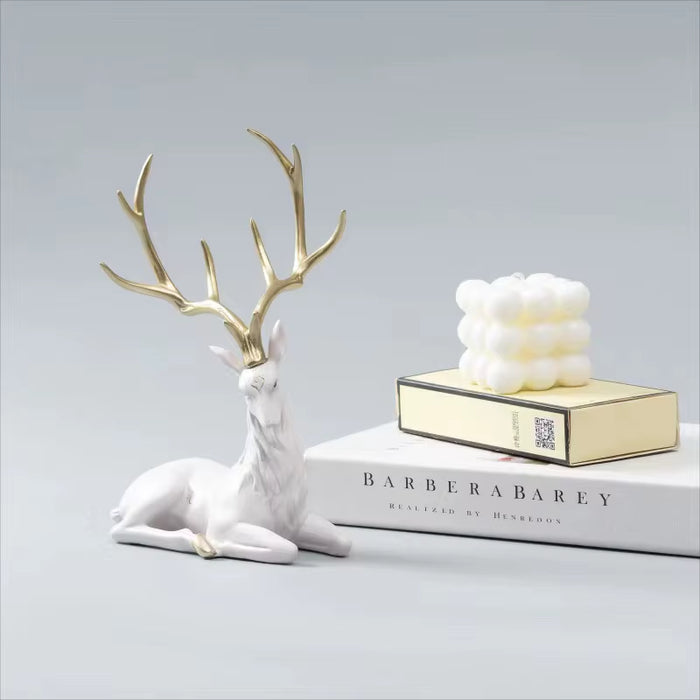 Cerf Élégant — Sculpture Nordique