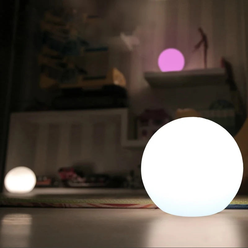 Moon Cordless LED Dimmable Table Lamp